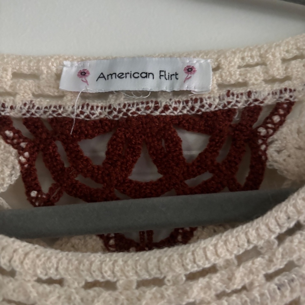 Adorable Y2K style two toned knit American Flirt Top - Picture 2 of 3